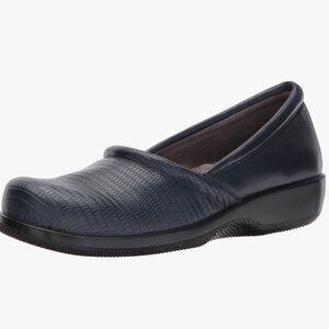 Softwalk Adora Navy Leather Slip On Comfort Clog Shoe‎ with snake embossing B42